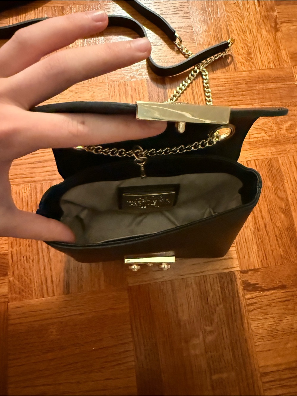Valentino by Mario Valentino Lola Bonbon black leather crossbody bag - Picture 3 of 5
